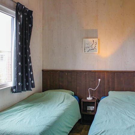 Beautiful Home In Sint-Annaland With Wifi Eksteriør bilde