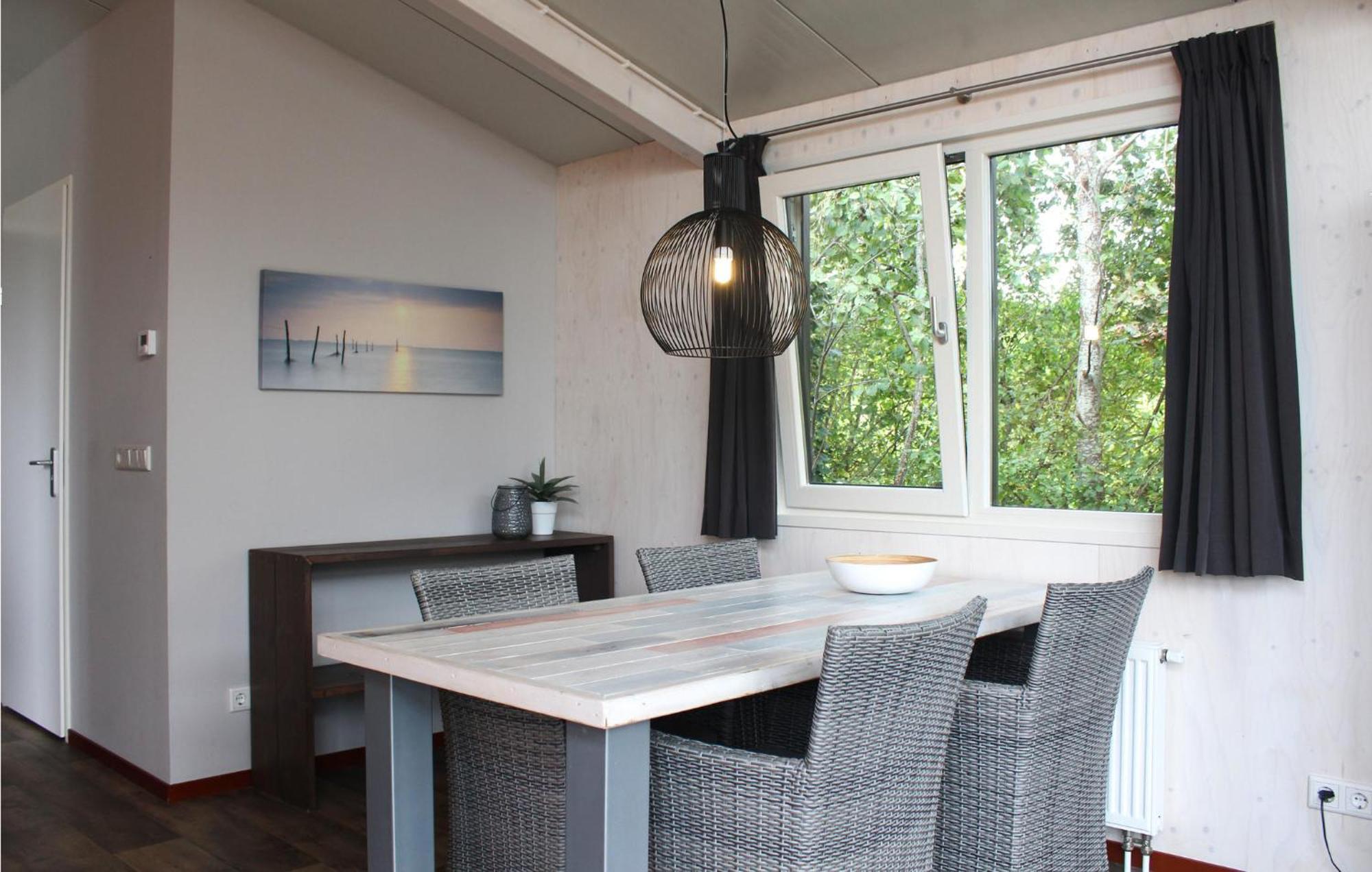 Beautiful Home In Sint-Annaland With Wifi Eksteriør bilde