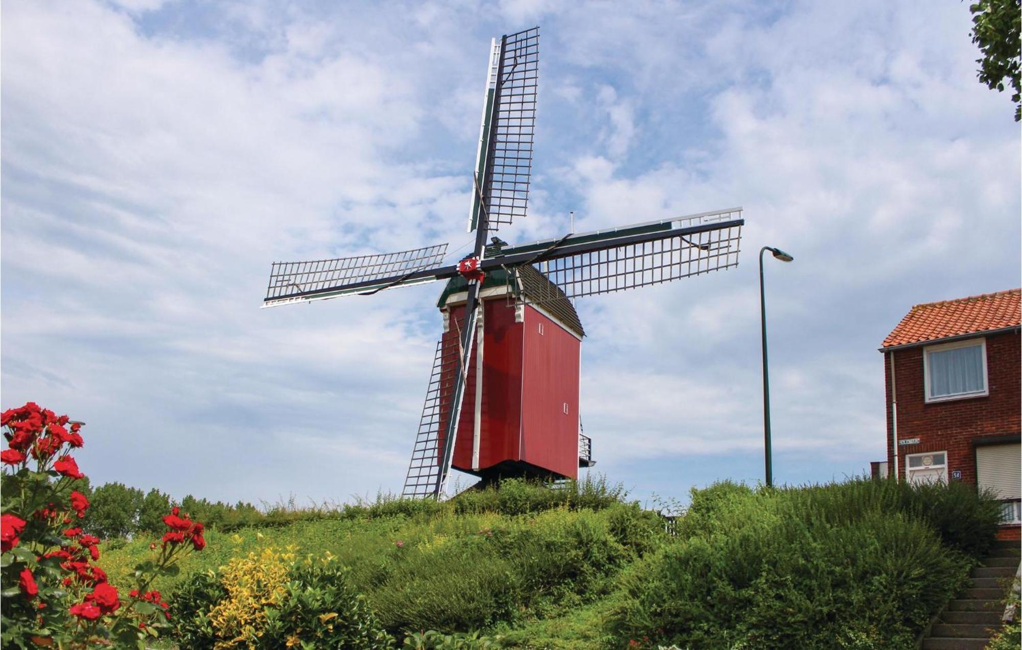Beautiful Home In Sint-Annaland With Wifi Eksteriør bilde